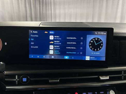 Used 2025 Hyundai Santa Fe SEL image 15