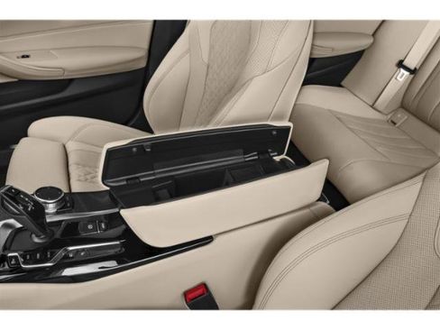 Used 2023 BMW 530e w/ Executive Package RWD image 17
