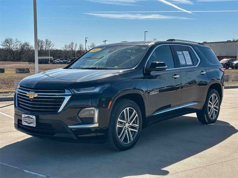 Used 2022 Chevrolet Traverse High Country w/ LPO, Floor Liner Package image 7