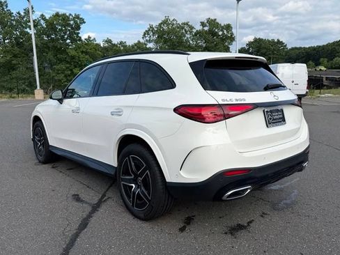 Used 2023 Mercedes-Benz GLC 300 4MATIC image 5