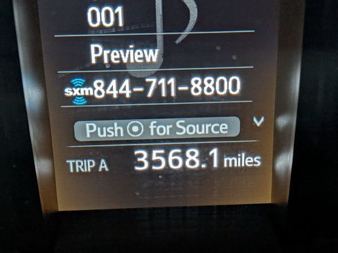 Used 2021 Toyota 4Runner SR5 Premium w/ Moonroof Package RWD image 17