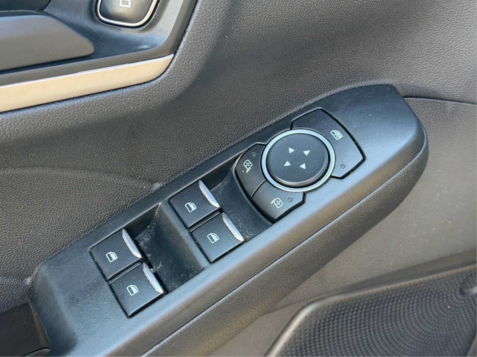 Used 2022 Ford Escape SE AWD/4WD image 13