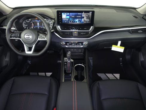 New 2025 Nissan Altima 2.5 SR w/ SR Premium Package image 10