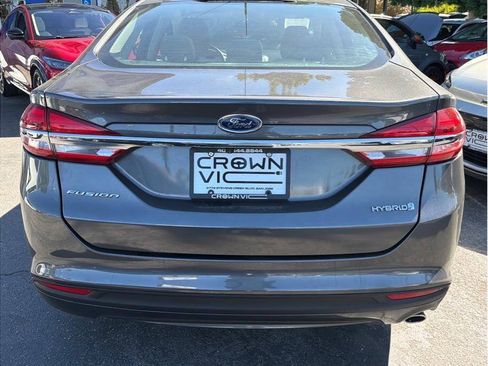 Used 2018 Ford Fusion S FWD image 18
