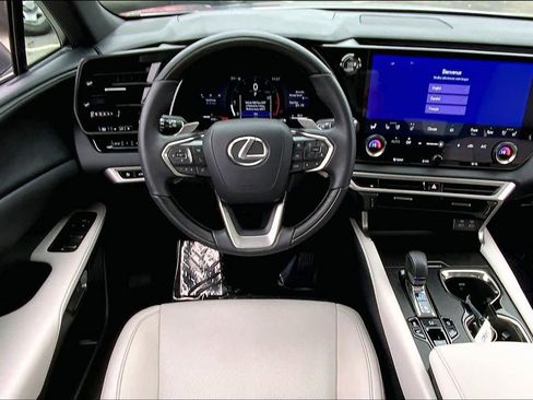 Used 2025 Lexus RX 350 Premium image 5