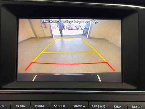 Used 2018 Hyundai Elantra SEL FWD image 15