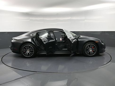 New 2026 Porsche Taycan 4S AWD/4WD image 37