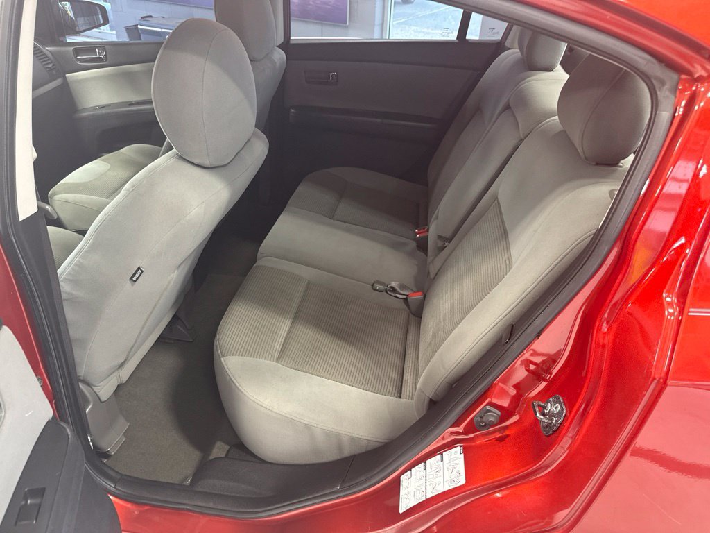 Used 2011 Nissan Sentra 2.0 SR w/ Special Edition Pkg FWD image 15