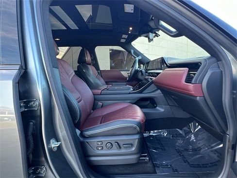 Certified 2025 INFINITI QX80 Autograph w/ Autograph Exterior Package image 33