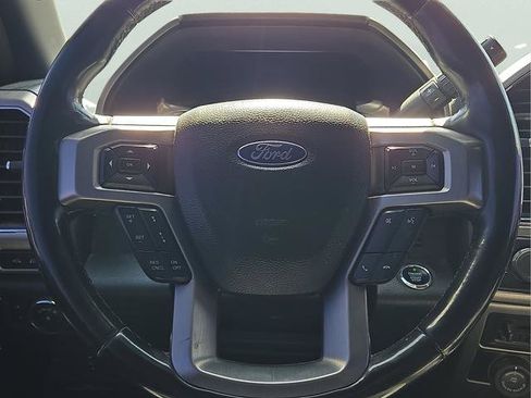 Used 2022 Ford F250 Platinum AWD/4WD image 10