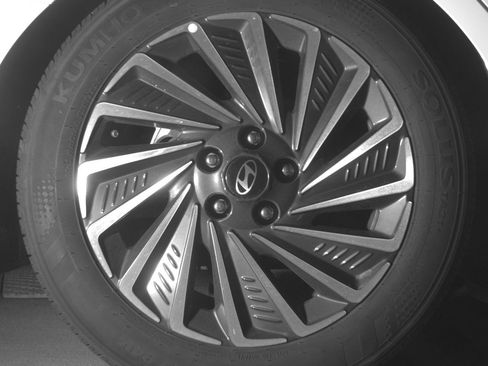 Used 2025 Hyundai Sonata SEL FWD image 15