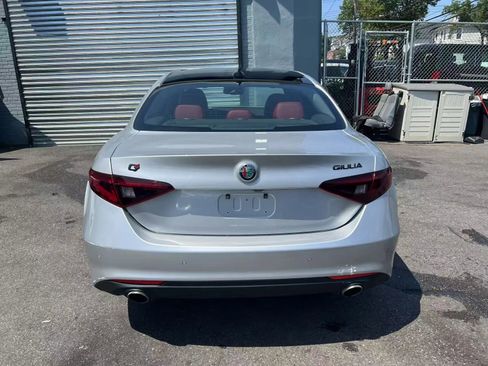 Used 2021 Alfa Romeo Giulia Sprint w/ Nero Edizione image 6