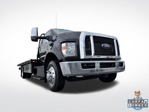 Used 2022 Ford F650 2WD Regular Cab Super Duty image 56