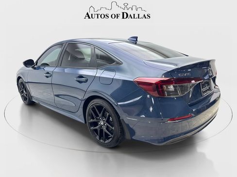 Used 2025 Honda Civic Sport image 9