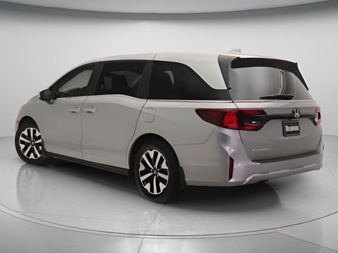 Used 2025 Honda Odyssey EX-L image 2