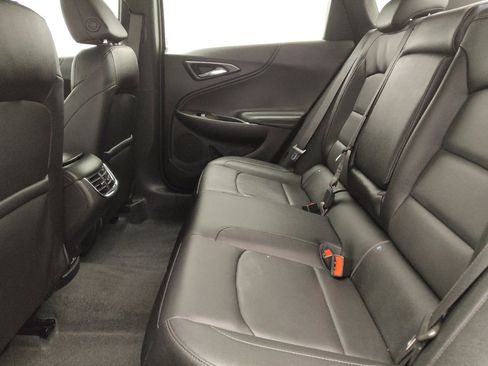 Used 2024 Chevrolet Malibu LT FWD image 18