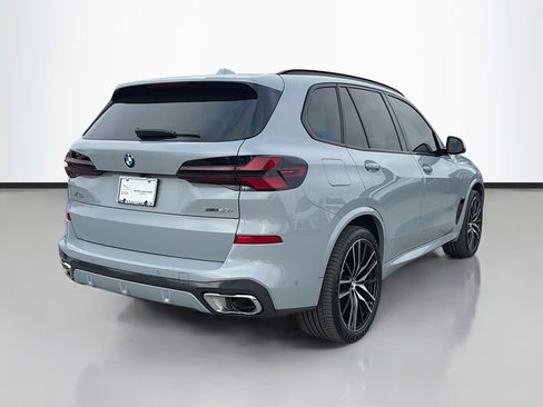 Used 2024 BMW X5 sDrive40i w/ M Sport Package image 5