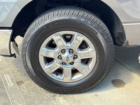 Used 2014 Ford F150 XLT w/ Equipment Group 302A Luxury image 11