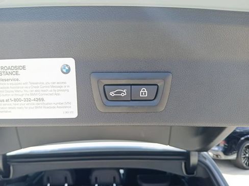 Used 2022 BMW X3 sDrive30i w/ M Sport Package RWD image 10