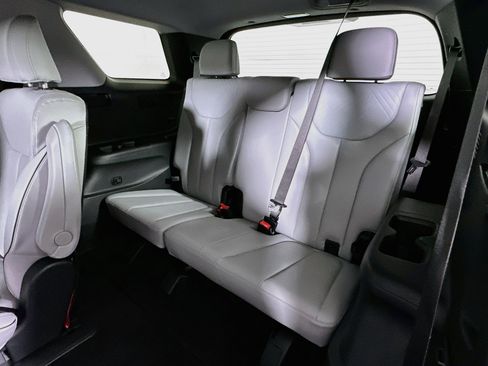 Used 2024 Hyundai Palisade SEL FWD image 29