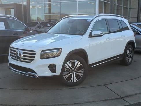 New 2025 Mercedes-Benz GLB 250 image 1
