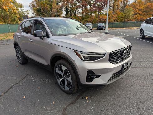 New 2026 Volvo XC40 B5 Plus w/ Protection Package Premier image 2