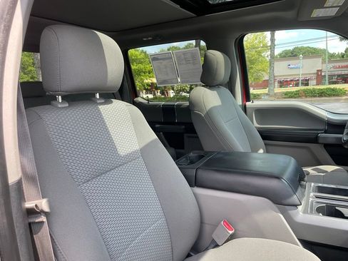 Used 2017 Ford F150 XLT w/ Equipment Group 302A Luxury AWD/4WD image 30