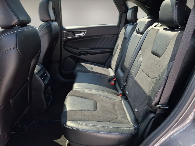 Used 2022 Ford Edge ST w/ Equipment Group 401A AWD/4WD image 10