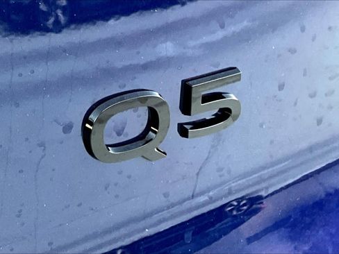 New 2025 Audi Q5 Premium Plus image 15