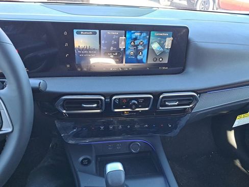 New 2026 Nissan Sentra SR w/ SR Premium Package image 19