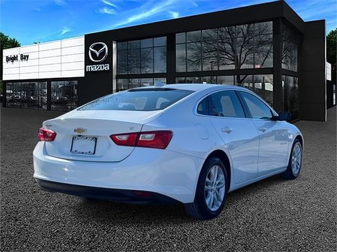 Used 2018 Chevrolet Malibu LT image 5