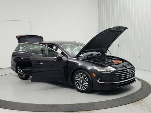 Used 2023 Hyundai Sonata Limited FWD image 9