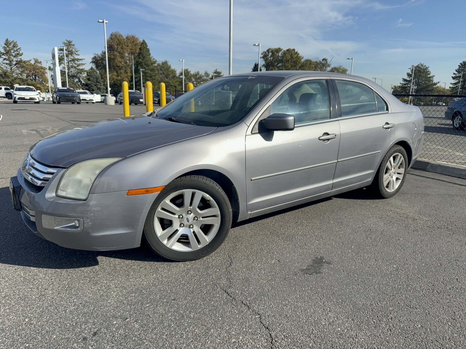 Used 2007 Ford Fusion SEL FWD image 3