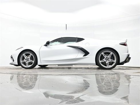 Used 2024 Chevrolet Corvette Stingray Preferred Cpe w/ Z51 Performance Package image 26