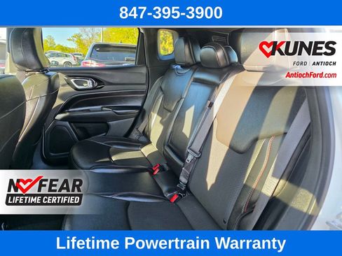 Used 2025 Jeep Compass Trailhawk AWD/4WD image 20