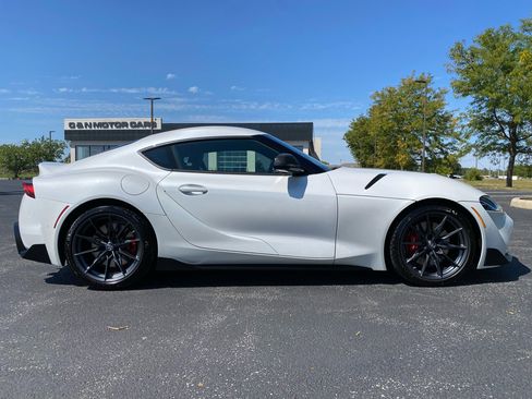 Used 2023 Toyota Supra Premium image 4