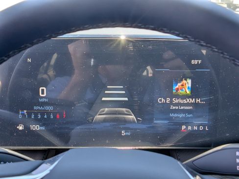 New 2026 Chevrolet Equinox LT w/ Convenience Package II FWD image 31