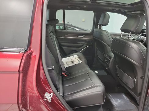 New 2026 Jeep Grand Cherokee Limited w/ Limited Altitude Package image 8