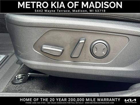Used 2026 Kia Sportage EX FWD image 14