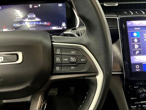 Used 2022 Jeep Grand Cherokee L Limited image 25