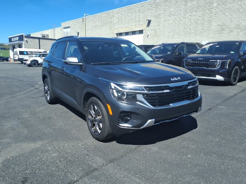 Used 2024 Kia Seltos S AWD/4WD image 5