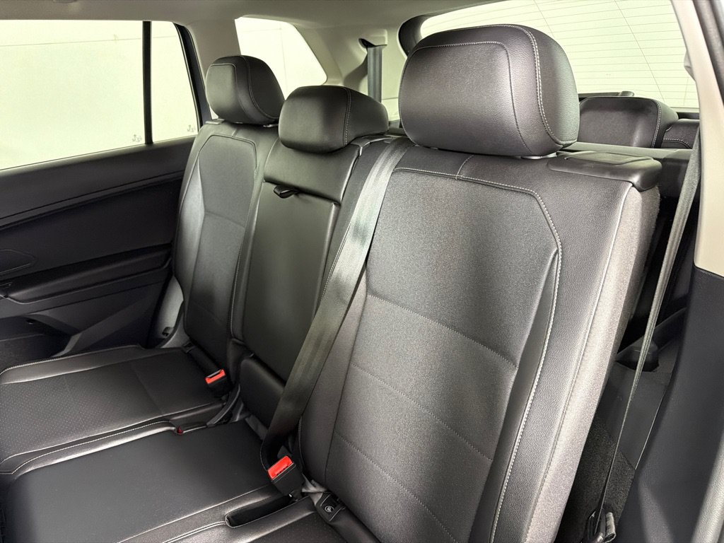 Used 2019 Volkswagen Tiguan SEL FWD image 20