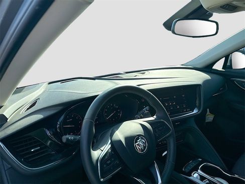 Used 2023 Buick Envision Preferred image 11