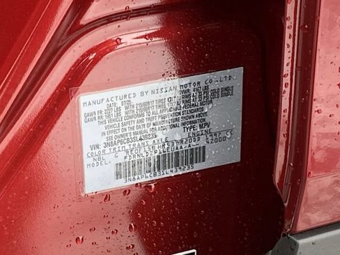 Used 2025 Nissan Kicks SV w/ SV Premium Package image 31