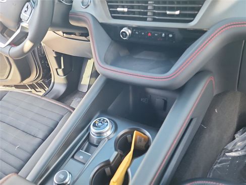 New 2026 Ford Explorer ST-Line w/ ST-Line Street Pack image 24