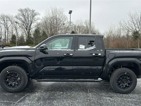 New 2026 Toyota Tacoma TRD Sport image 3