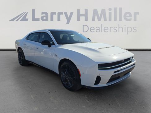 New 2026 Dodge Charger R/T AWD/4WD image 7