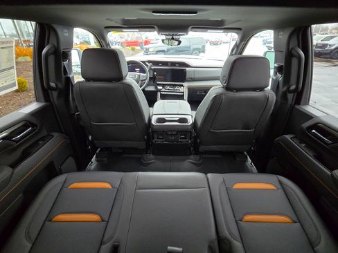 New 2026 GMC Sierra 2500 AT4 w/ AT4 Premium Plus Package image 19