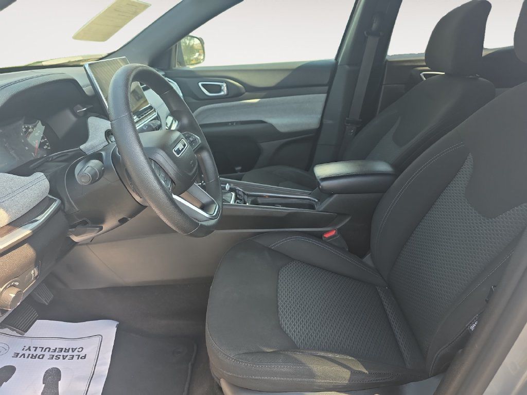 Used 2023 Jeep Compass Sport AWD/4WD image 9