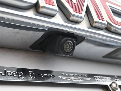 Used 2019 GMC Acadia SLE w/ Driver Alert Package I image 41